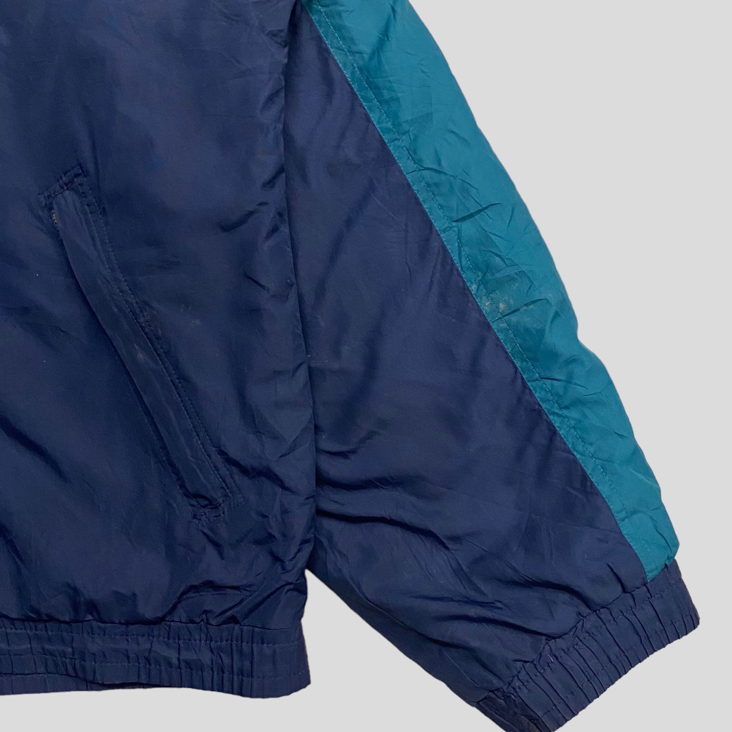 90's UMBRO nylon jacket